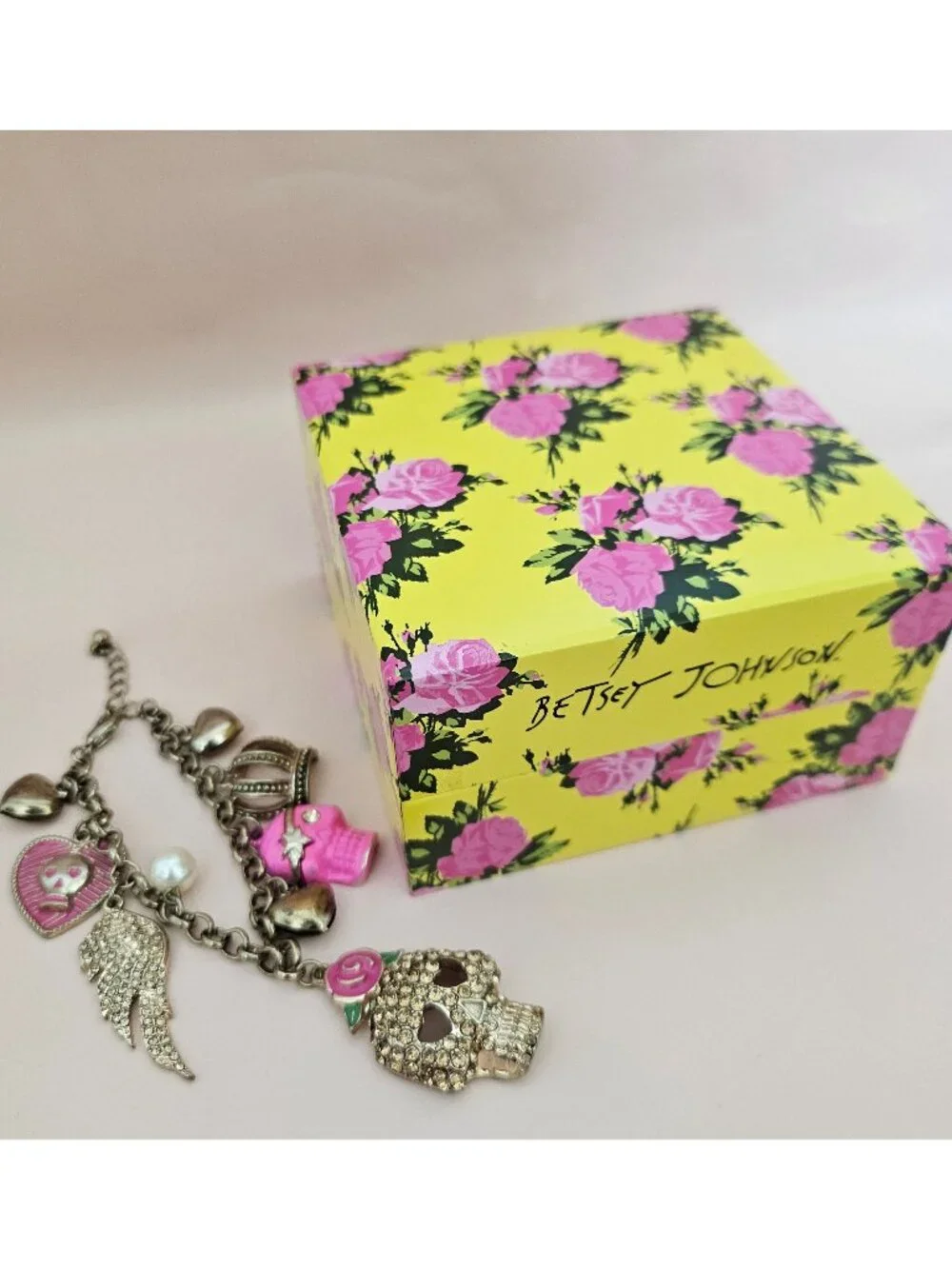 Betsey Johnson Crystal Skull Charm Bracelet Pink Rose Wing Heart w Box